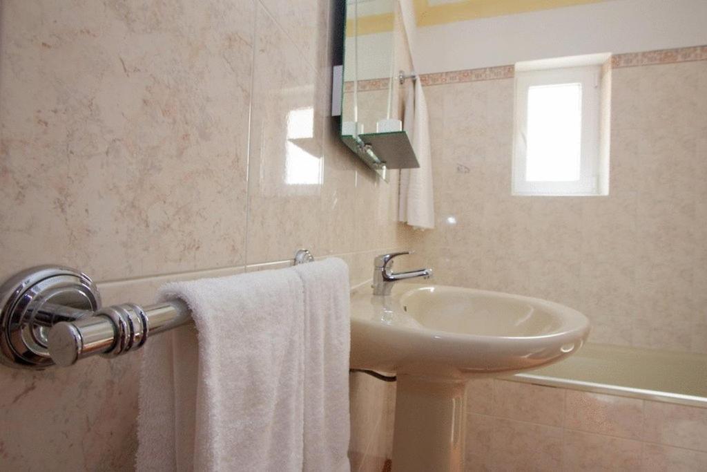 Apartamentos Os Descobrimentos Burgau Cameră foto